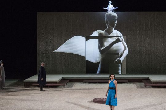 «Φοίνισσες» σε γκρο πλαν