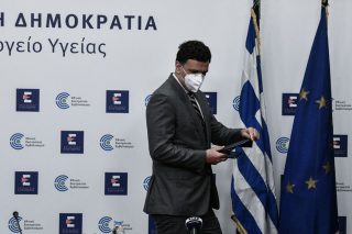Υποχρεωτικό εμβόλιο για τους ένστολους;
