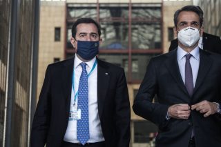 Τα σύνορα πάνω από την ανθρώπινη ζωή