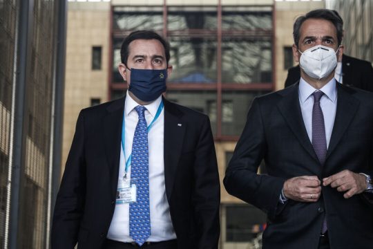 Τα σύνορα πάνω από την ανθρώπινη ζωή