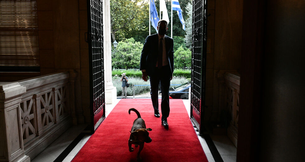 Κέντρο διερχομένων νυν και υποψηφίων υπουργών το Μαξίμου