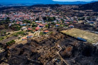 Πρώτα την παράτησαν, μετά την ισοπέδωσαν