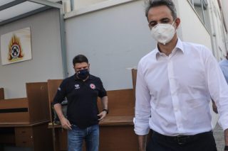 Η απουσία της πολιτικής μπροστά στη φυσική καταστροφή