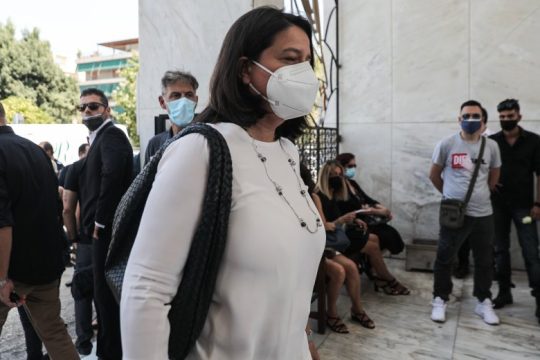 Σοκ και δέος με 40.000 αποκλεισμένους!