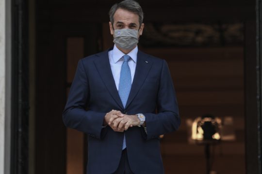 Το «σύνδρομο της καχυποψίας» και η δημοκρατία