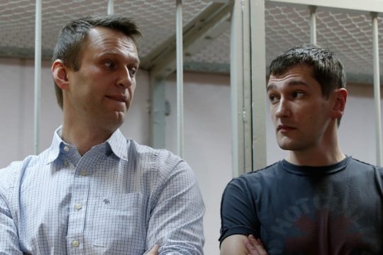 Καταδικάστηκε ο αδελφός του Ναβάλνι στη Ρωσία