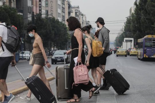 Κρήτη, Ρόδος και Αχαΐα δείχνουν ανησυχητικά στοιχεία διάδοσης του κορονοϊού