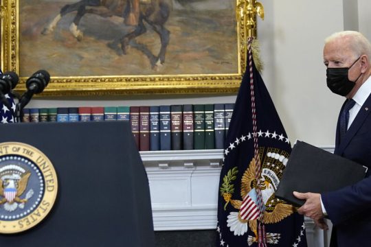 Αγώνας δρόμου για έγκαιρη αποχώρηση από το Αφγανιστάν