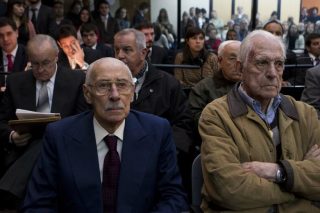 Τα παιδιά που έκλεψε η χούντα της Αργεντινής ίσως είναι και στην Ελλάδα!
