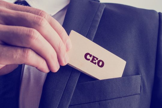 Ψαλίδα… 86 μισθών στις αμοιβές των CEOs με τον μέσο εργαζόμενο