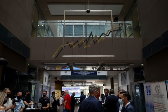 Υπό άλωση και η Επιτροπή Κεφαλαιαγοράς!