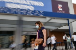 Η δημόσια συζήτηση για τον υποχρεωτικό εμβολιασμό