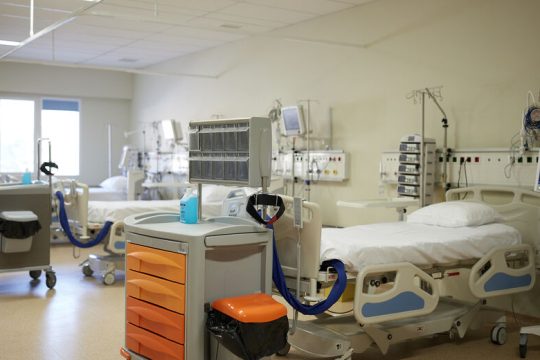 Στο 68% η πληρότητα των ΜΕΘ