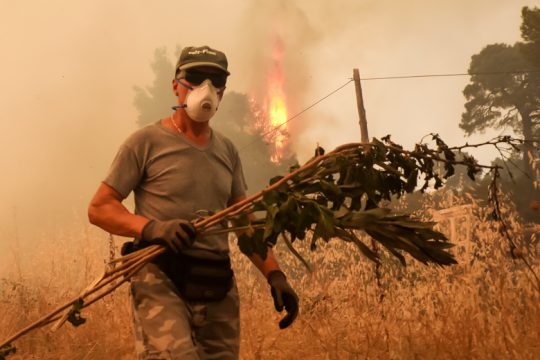 Επιχορηγήσεις για 17 πυρόπληκτους δήμους και 5 περιφέρειες