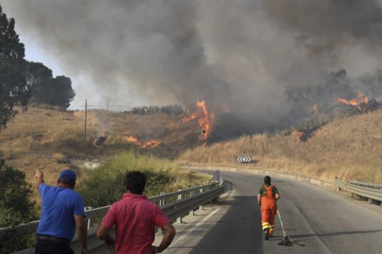 Εκτοξεύεται το ασφαλιστικό κόστος της κλιματικής κρίσης