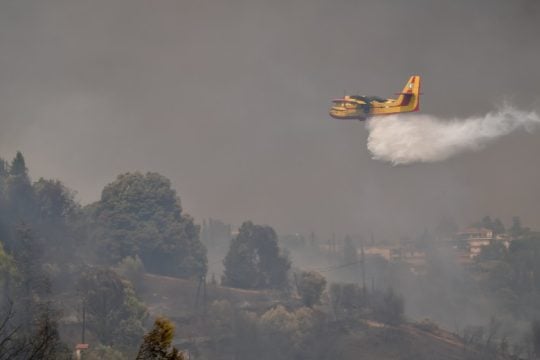 Φωτιά κοντά στους Δελφούς, οριοθετημένο το μέτωπο στην Ηλεία