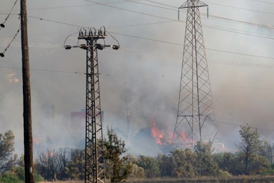 Δεκάδες περιοχές χωρίς ρεύμα σε όλη τη χώρα