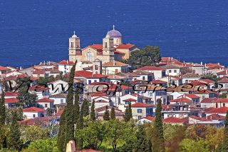 Ιδανικό διήμερο στις ακτές του Κορινθιακού
