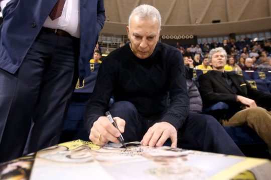 Eπίτιμος πρόεδρος της ΕΟΚ o Γκάλης εάν εκλεγεί ο Φασούλας