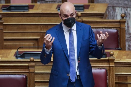 Μετά την κατακραυγή, μαζεύουν για την ώρα τα περί εισιτηρίου στον Όλυμπο