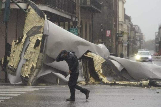 Τυφώνας Άιντα: Σε κατάσταση καταστροφής η Λουιζιάνα