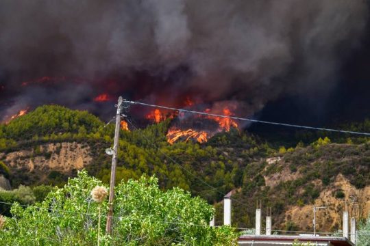 Πολύ υψηλός κίνδυνος πυρκαγιάς (κατηγορία 4) για πολλές περιοχές