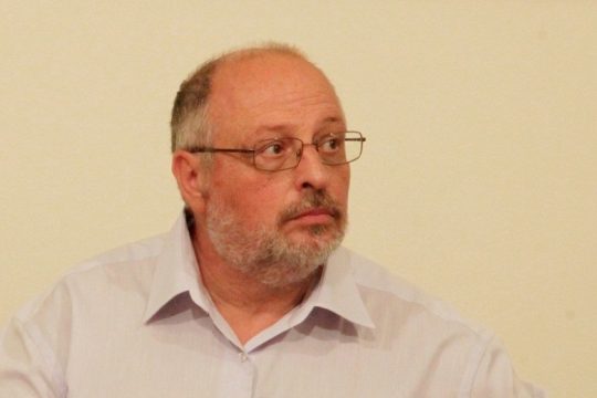 Η «κεντρώα χούντα» και το ομολογημένο «αμάρτημα» του ΚΚΕ