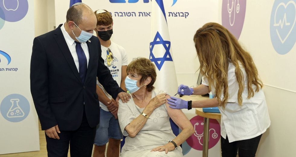 Ισραήλ: Νέα μέτρα ενόψει, καθώς «φουντώνουν» κρούσματα και διασωληνώσεις