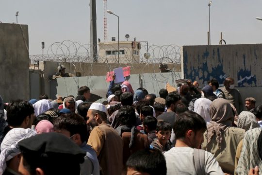 Πάνω από 250.000 Αφγανοί κινδυνεύουν από τα αντίποινα των Ταλιμπάν