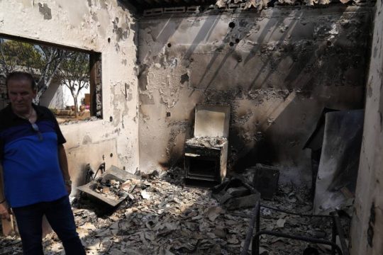 Απελπισία: Η επόμενη ημέρα από τις καταστροφικές πυρκαγιές