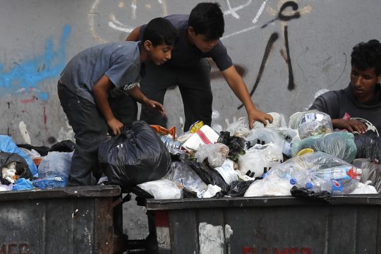 ΔΟΜ: 120.000 μετανάστες εργαζόμενοι στο Λίβανο, χρήζουν επείγουσας ανθρωπιστικής βοήθειας