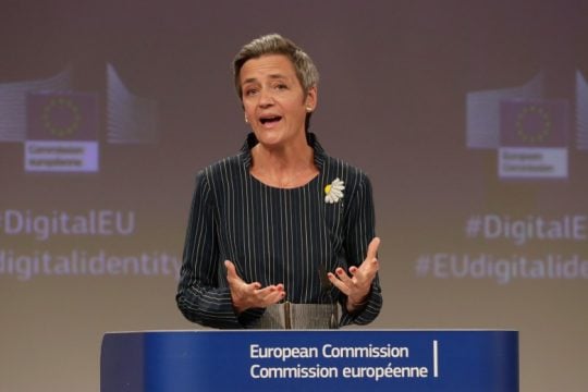 Η Κομισιόν ενέκρινε το ελληνικό πρόγραμμα για επιχειρήσεις που επλήγησαν λόγω Covid