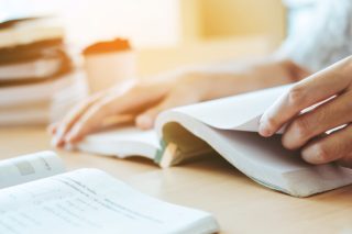 Διαμαρτυρία για τον υπερδιπλασιασμό των ωρών πρακτικής άσκησης