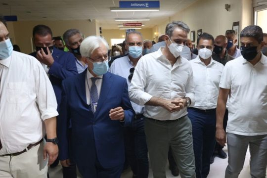ΚΚΕ Κρήτης: Με φιέστες σε εμβολιαστικές μονάδες κρύβουν τις κυβερνητικές ευθύνες