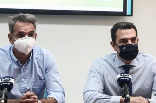Ο Μητσοτάκης σε ρόλο ψυκτικού-ηλεκτρολόγου