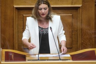 Καταγγελία κατά της Ν. Γκαρά για απόσπαση νοσηλεύτριας