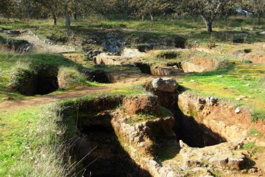 Εκδηλώσεις στο υστερομινωικό νεκροταφείο Αρμένων από το Φεστιβάλ Κρήτης