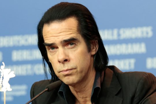 Νικ Κέιβ: Είμαι διπλά εμβολιασμένος, ευγνωμοσύνη για την ιατρική