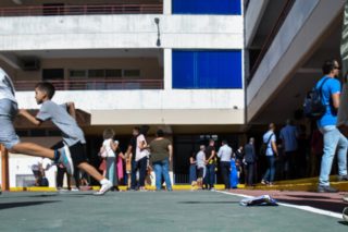 Σχολικό «μάννα» ή νέα συρματοπλέγματα;