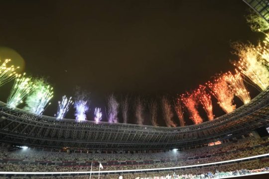 Μια ασυνήθιστη και συγκινητική τελετή έναρξης