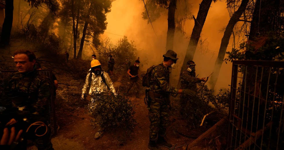 Άλλη μια νύχτα αγωνίας στην Εύβοια