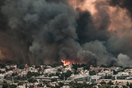 Εκτιμήσεις για την πυρκαγιά: Δημιούργησε δικό της καιρό, εμφάνισε ακραία συμπεριφορά