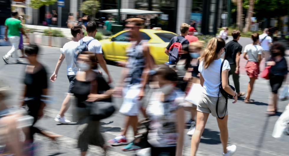 Πάνω από 3.000 τα κρούσματα, προσεγγίζουν τις 200 οι διασωληνώσεις