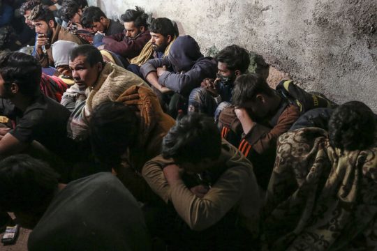 Ευρωπαϊκά τείχη στους πρόσφυγες