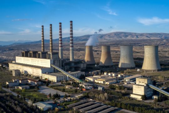 Απολιγνιτοποίηση στη σκιά του black out