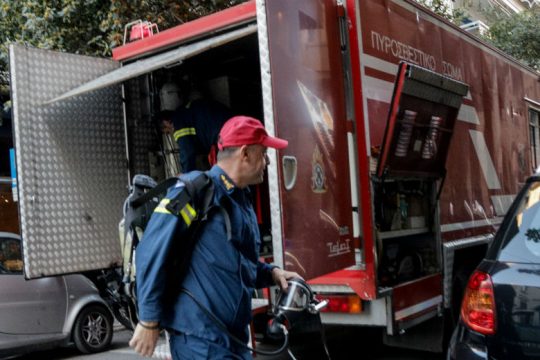 Παρανάλωμα τέσσερα αυτοκίνητα σε πάρκινγκ της Κυψέλης
