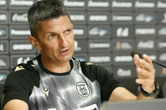 «Παίζει» με τον χρόνο για το δεκάρι