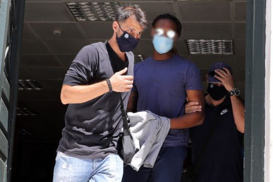 Σήμερα απολογείται για τον ομαδικό βιασμό
