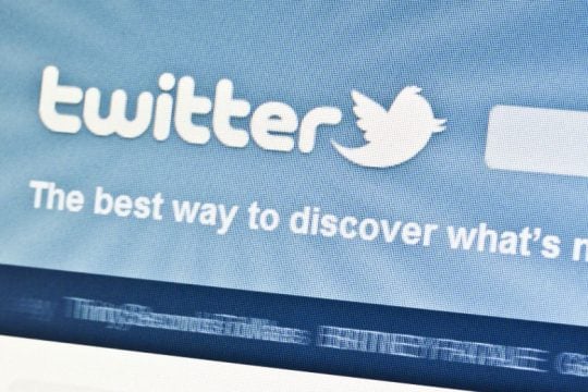 Συνεργασία Twitter με Reuters και Associated Press για την αντιμετώπιση της παραπληροφόρησης