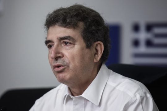 Ευχαρίστησε τους πυροσβέστες, κουβέντα για λάθη ή αστοχίες